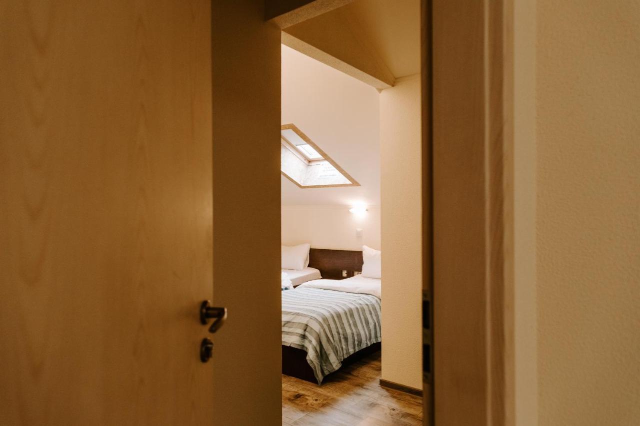 Casa Maria Magdalena Hotell Lipova Eksteriør bilde